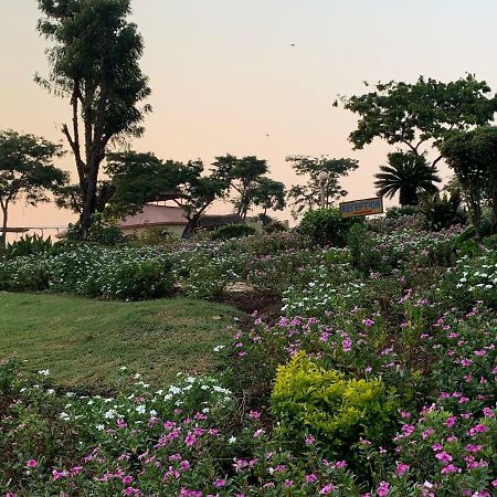 Samuka Island Retreat Villa Jinja Exterior foto